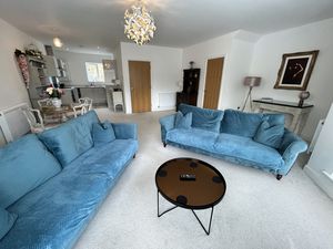 Photo 7- click for photo gallery